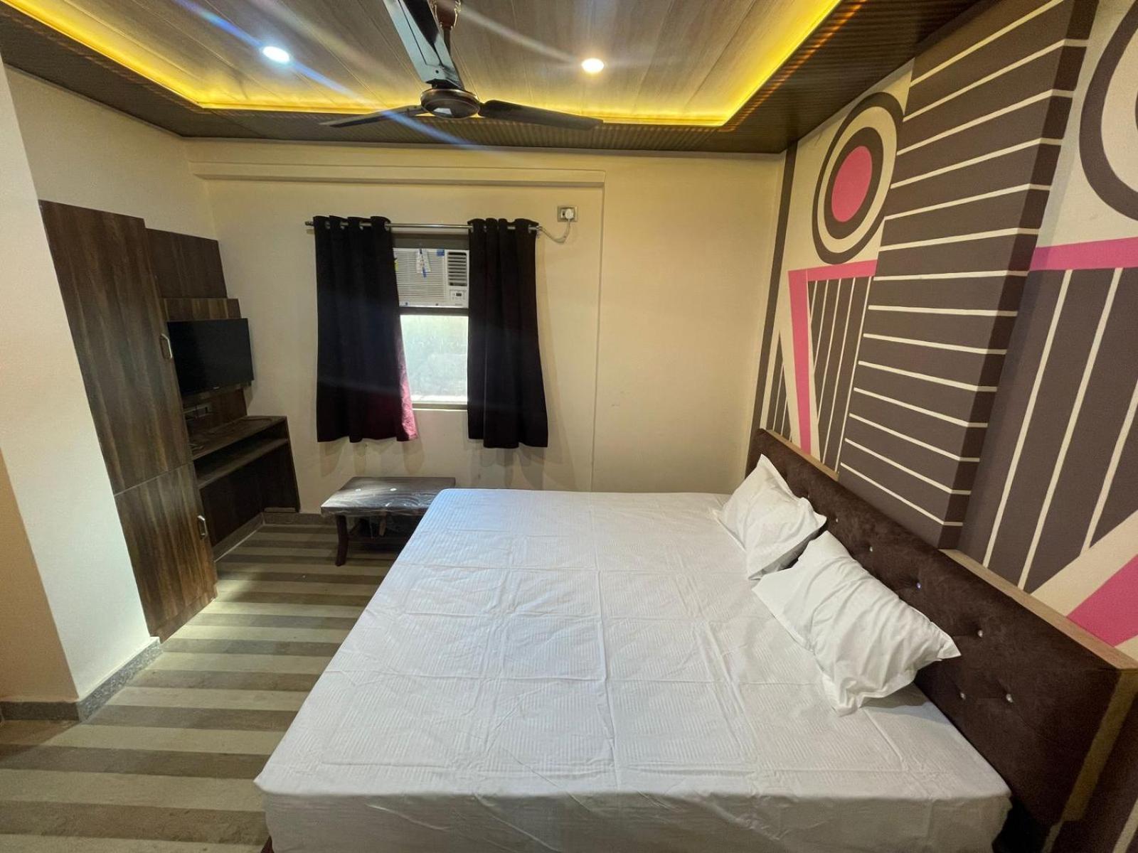Kailash Inn Guest House Varanasi Esterno foto